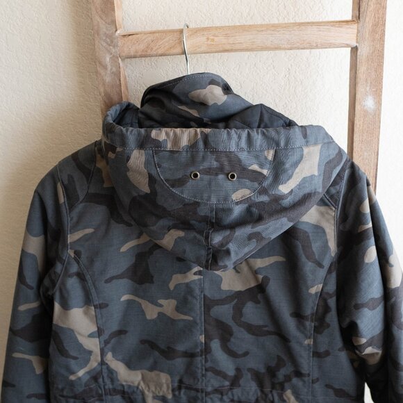 Natural Reflections Camo Hooded Parka Jacket | Women's M | Quilted Lining - Picture 7 of 10